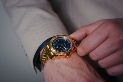 Gold destro watch Valenne automatic worn comfortably on the right wrist